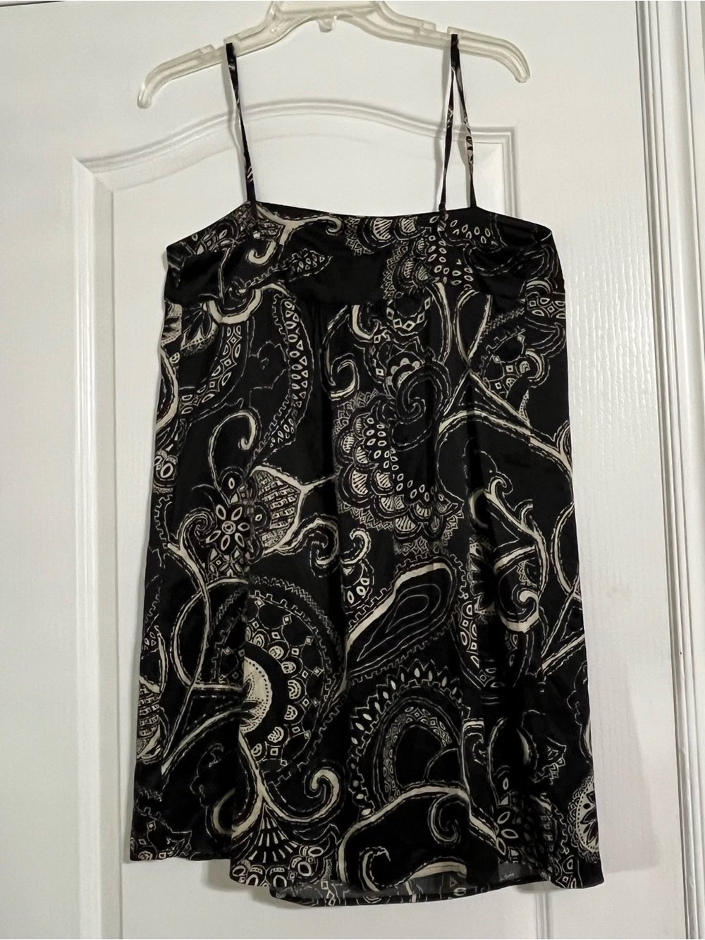 NWOT Express Black and Cream paisley Printed Slip Dress with adjustable straps